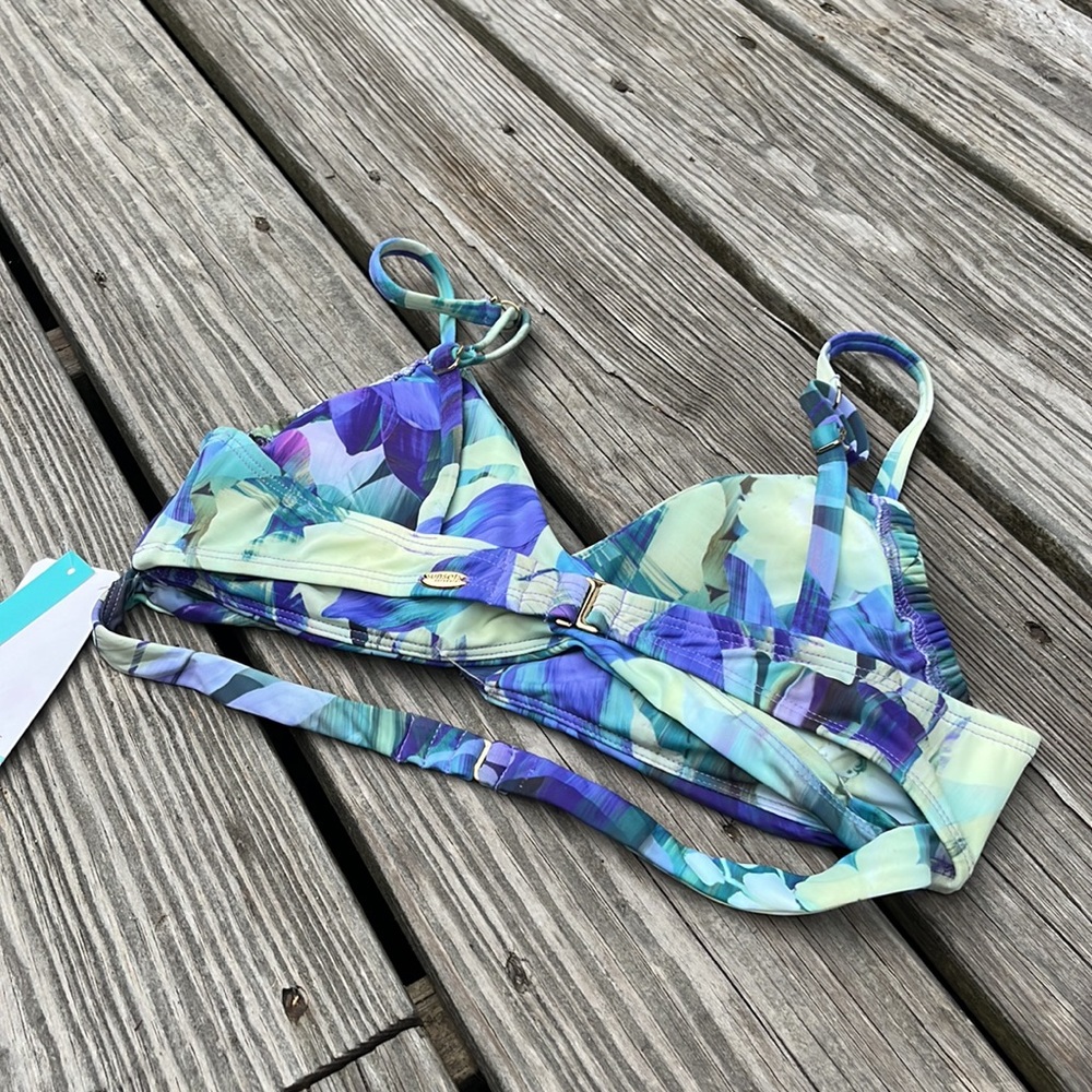 Sunsets Retreat Wrap Bikini Top,Medium,NWT - Picture 8 of 12